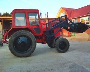 на фото: Продам трактор Б/У, 1996г.- Сосенский